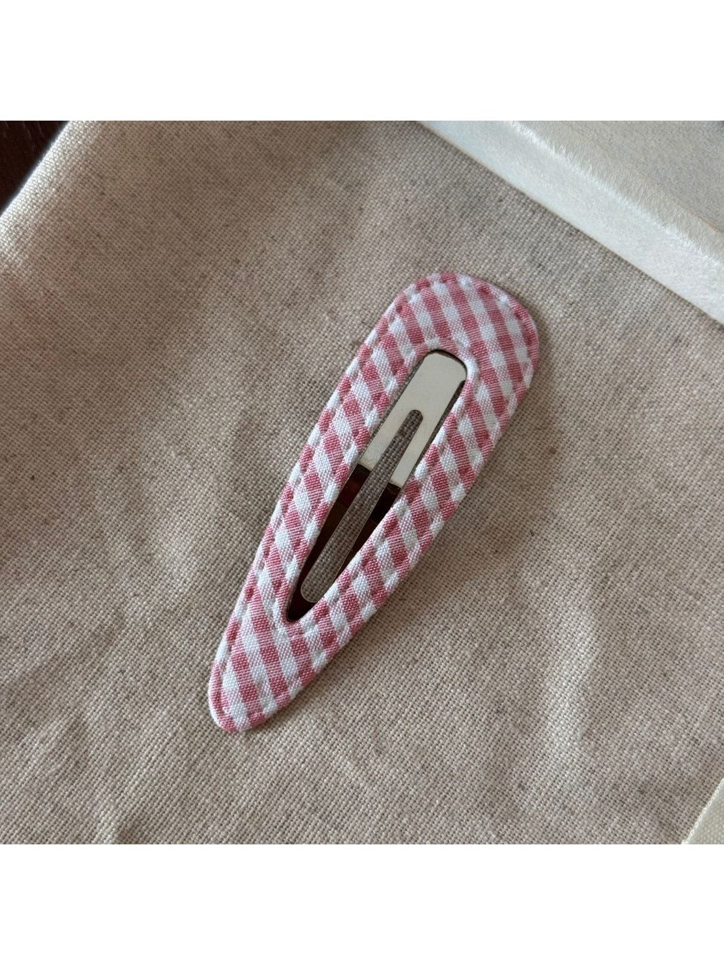 Beau - Plaid Fabric Covered Water Drop Hair Clip