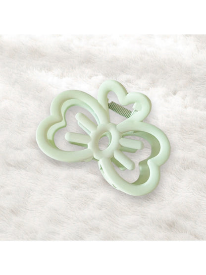 Beau - Openwork Bow Shape Plastic Alloy Claw Clip