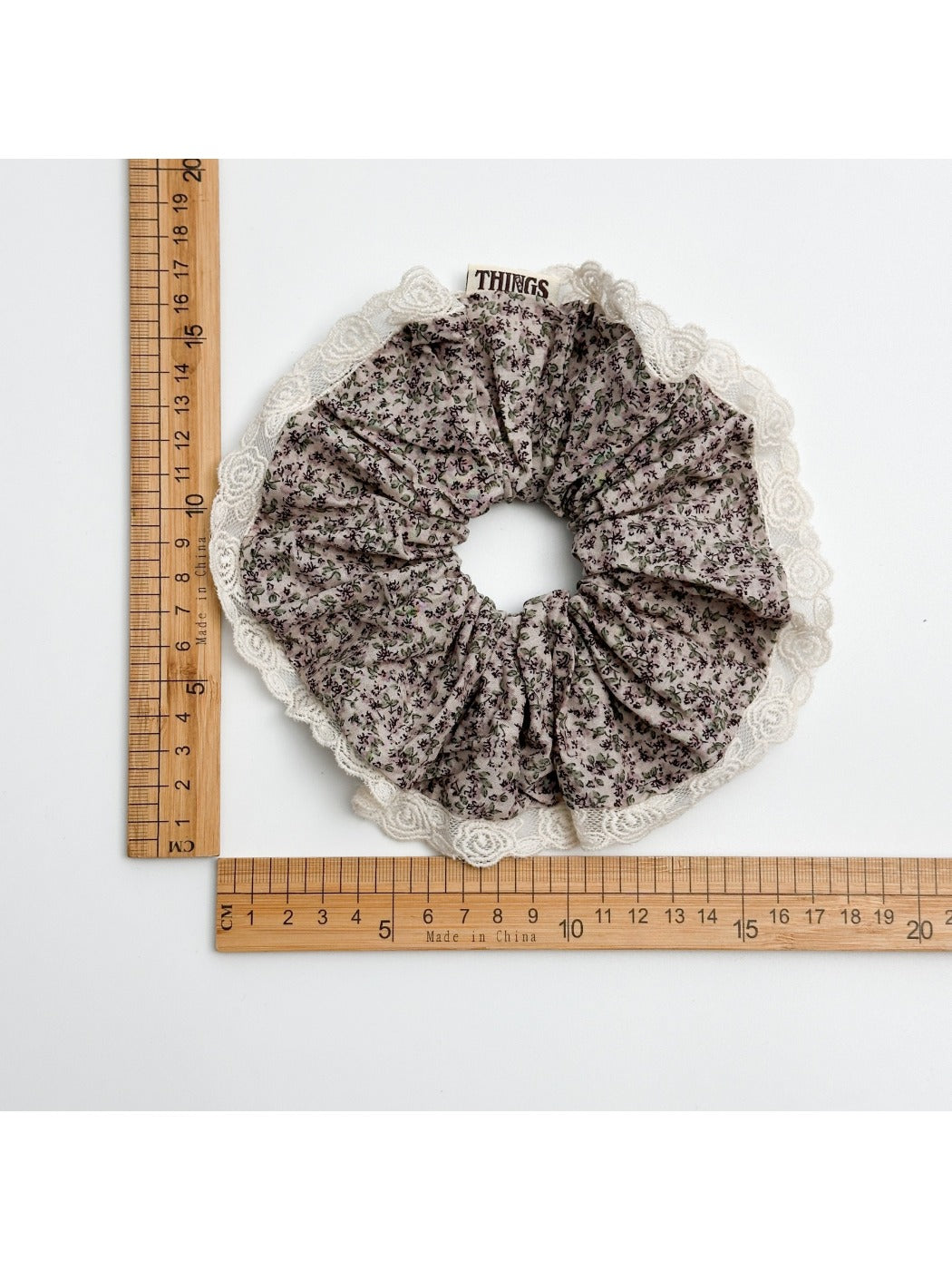 Gifty - Lace Floral Hair Scrunchie