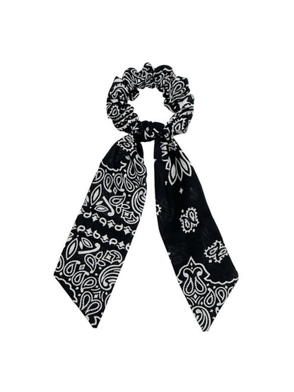 Gifty - Colorful Printed Hair Scrunchie