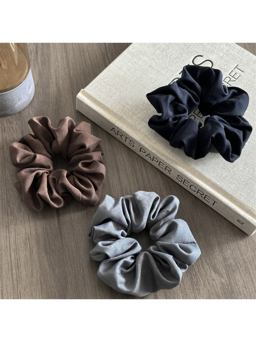 Gifty - Fashionable Solid Color Hair Ties