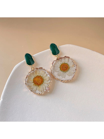 Earedge - Resin Daisy Floral Earrings
