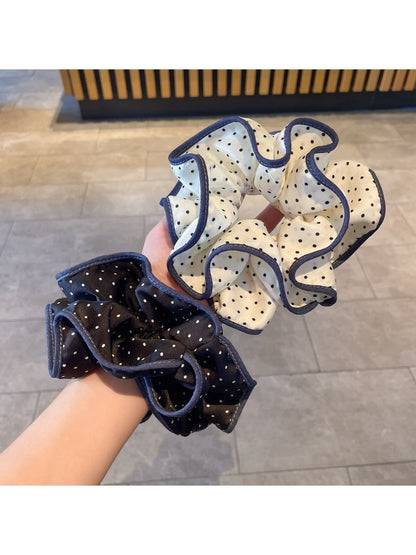 Gifty - Pola Dot Ruffle Scrunchie