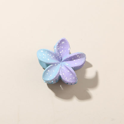Beau - Gradient Petal Flower Hair Claw Clip