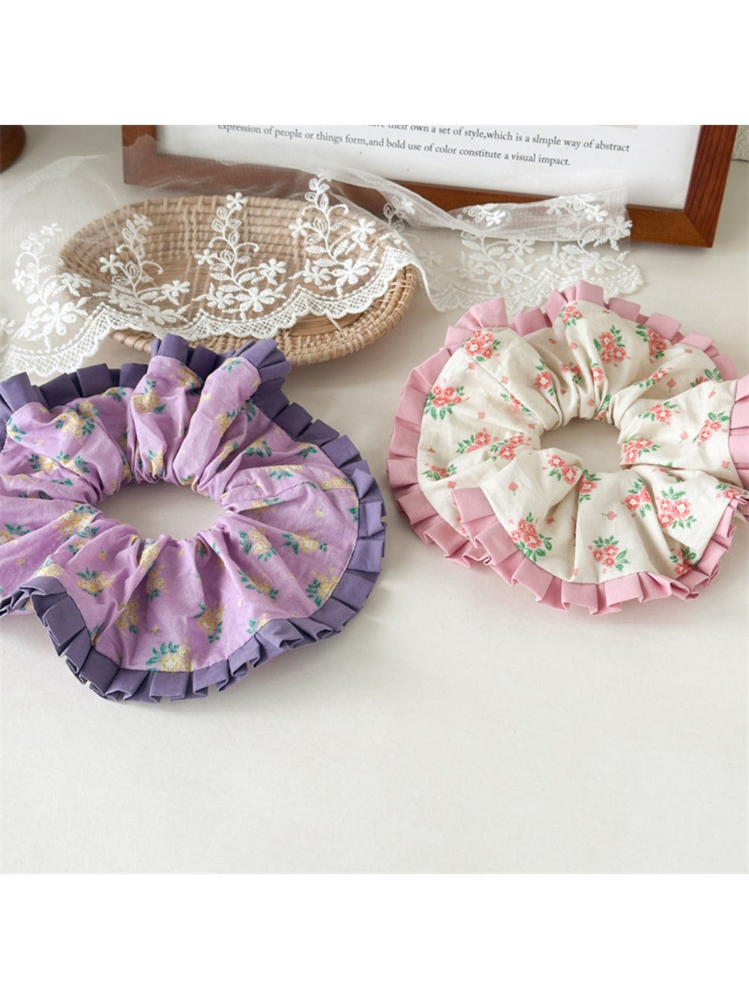 Gifty - Cute Small Flower Hair Tie