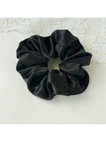 Gifty - Satin Scrunchies  Hair Ties