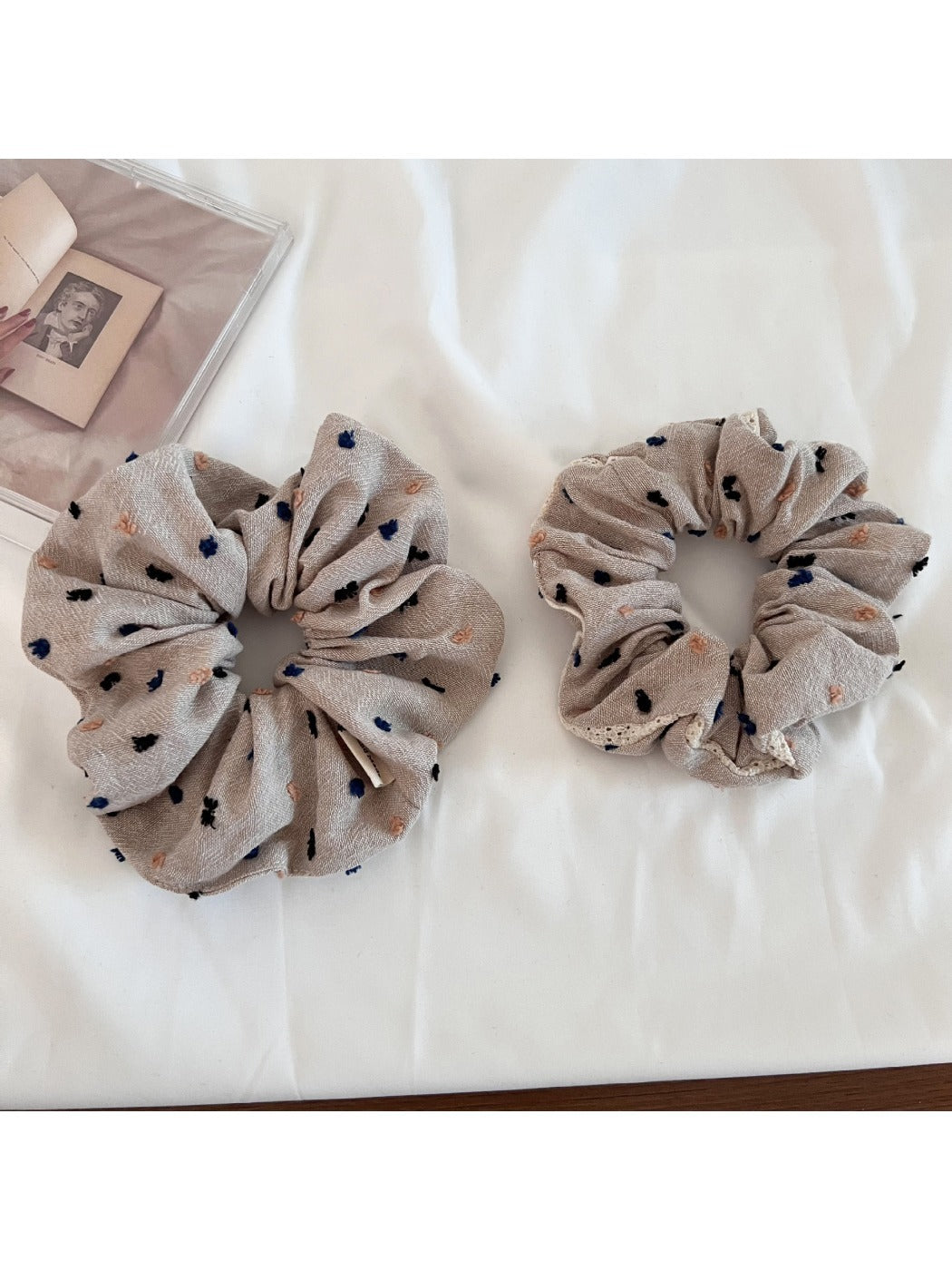 Gifty - Sweet Fashion Chic Scrunchie