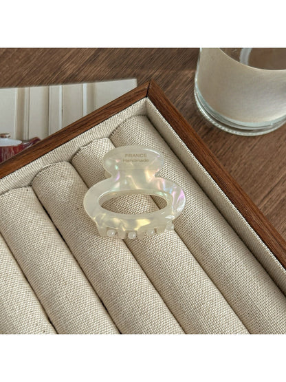 Beau - Retro Acetate Fiber Oval Claw Hair Clip