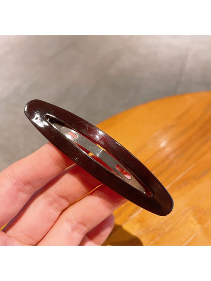 Beau - Elegant Oval Hollowed Out Hair Clip
