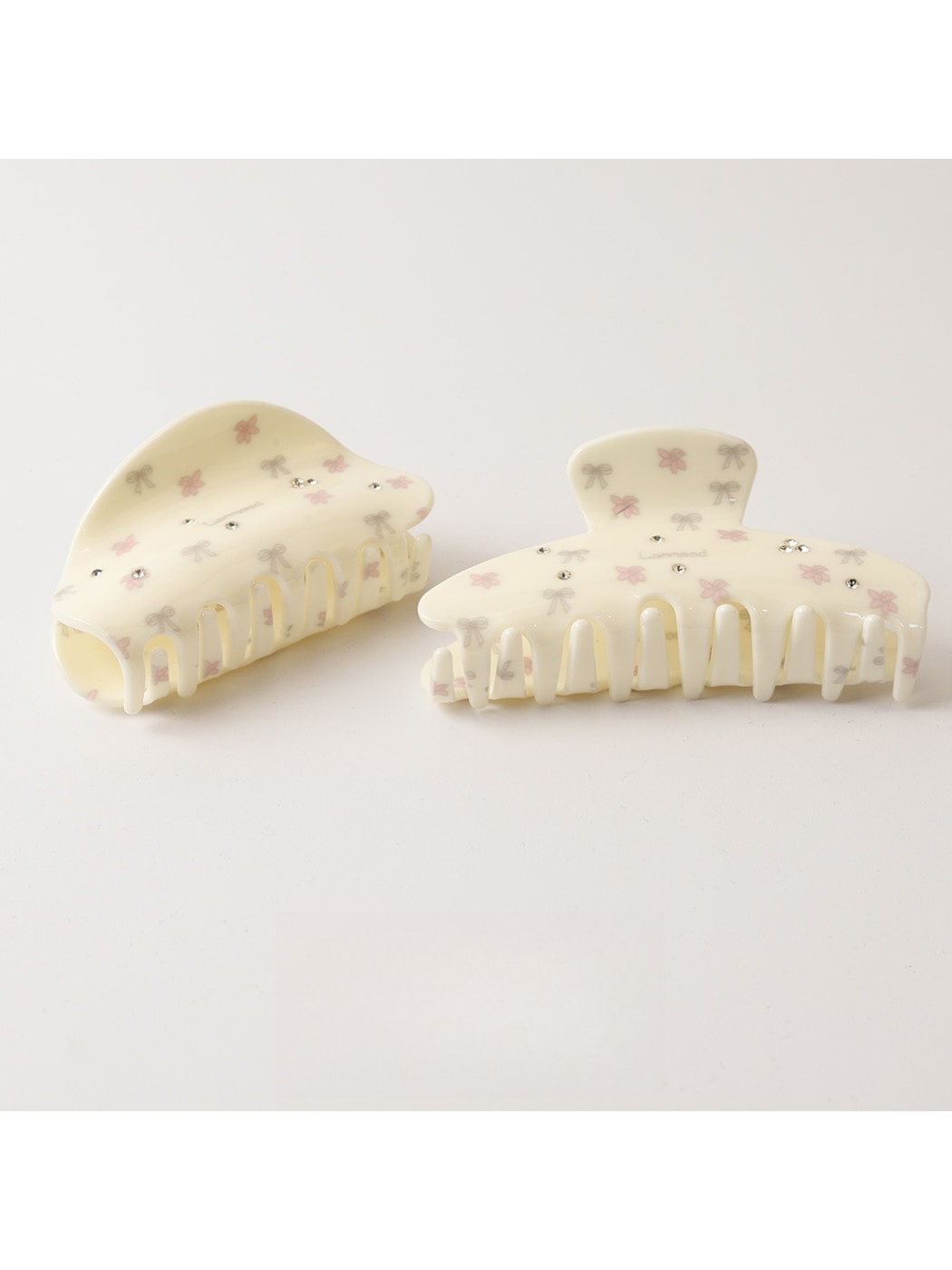 Beau - Women's Bow Print PVC Hair Claw Clip