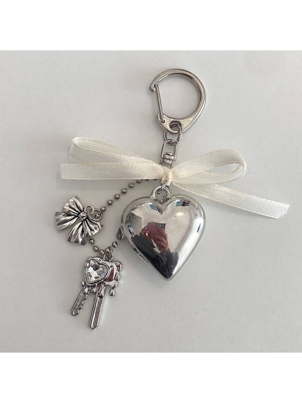 Keypus - Silver Tone Heart Bow Alloy Bag Charm Keychain