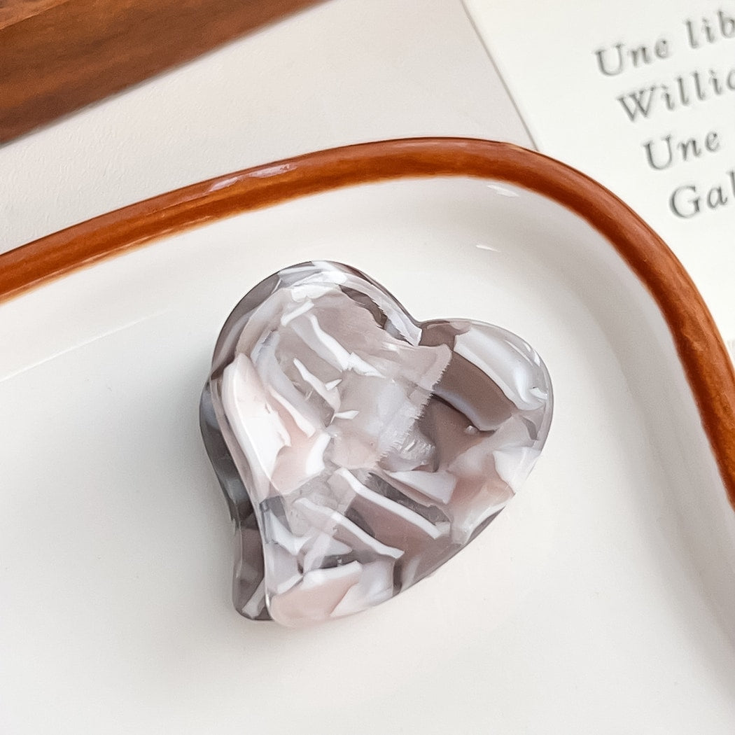 Beau - Sweet Heart Design Glossy Claw Clip