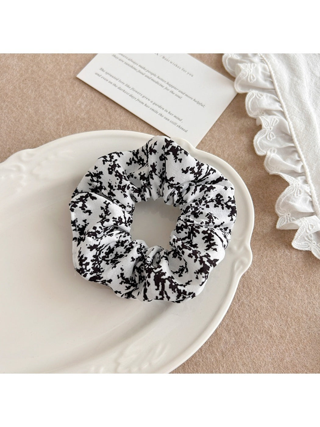 Gifty - Wave Dot Hair Circle