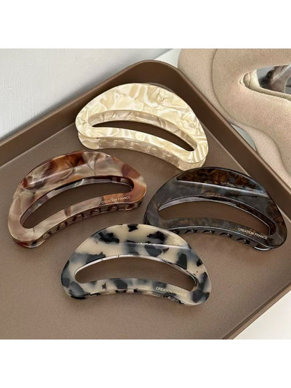 Beau - Retro Semi Circular Acetate Hair Clip