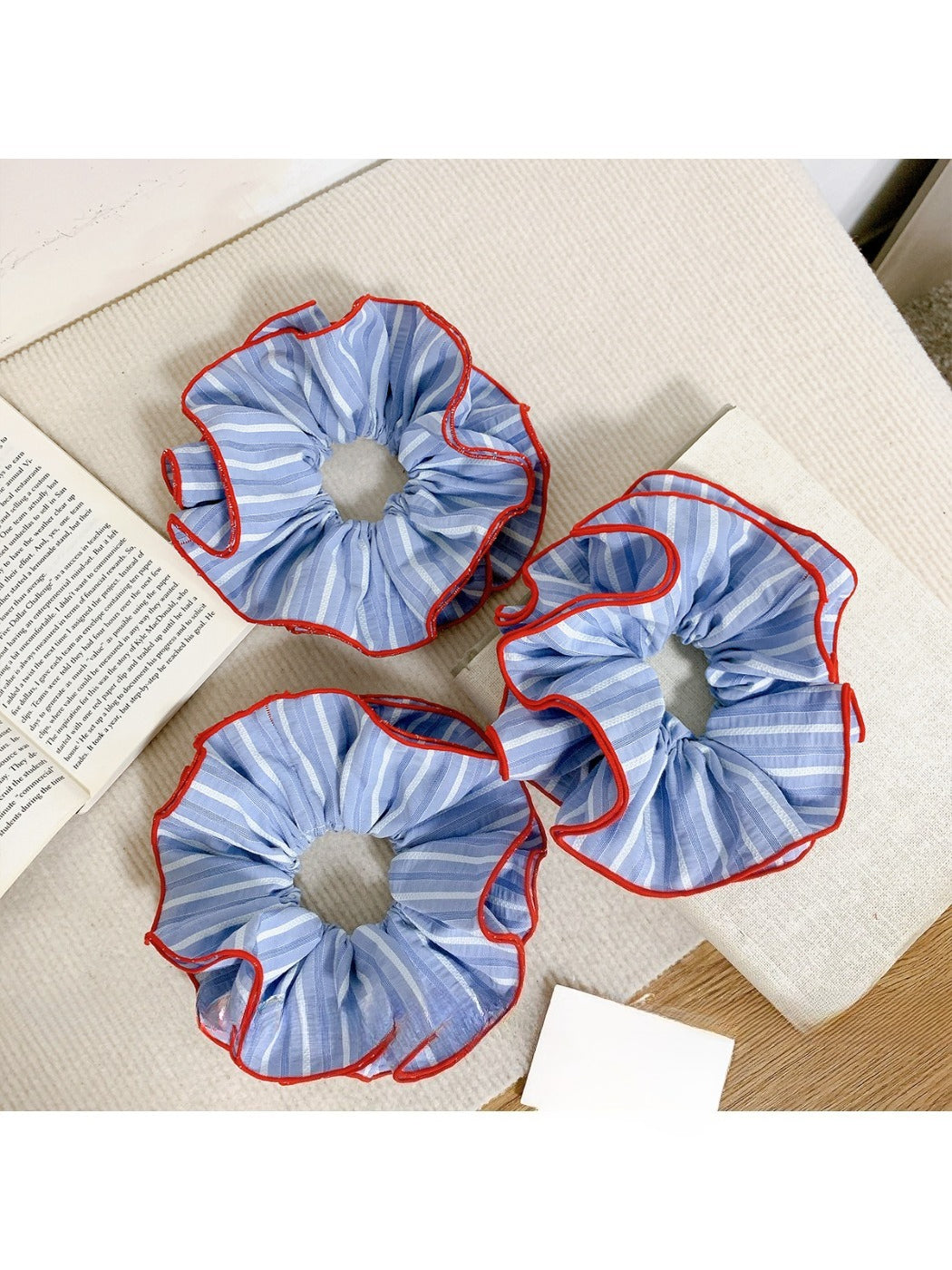 Gifty - Blue Striped Hair Loop