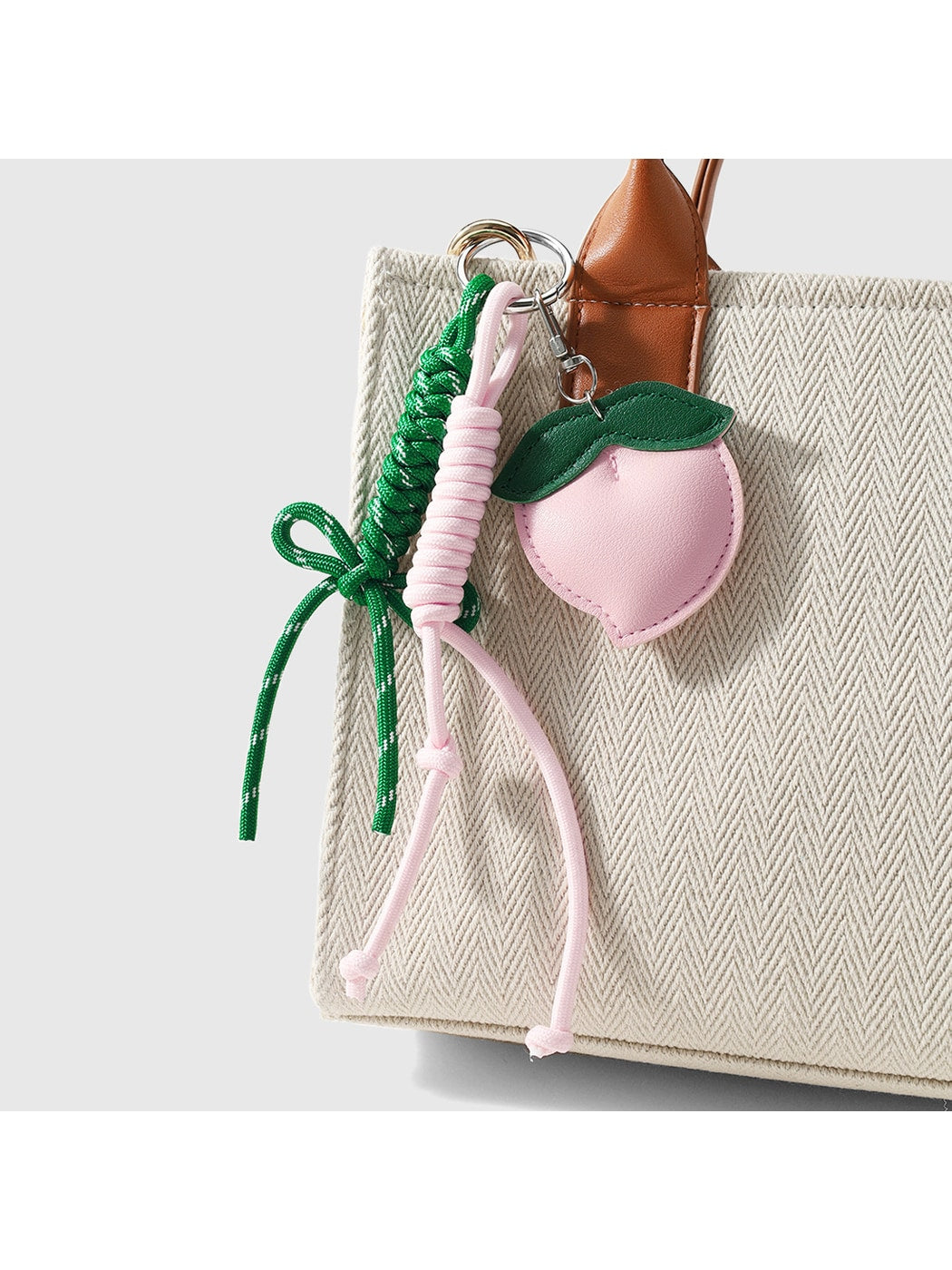 Keypus - Y2K Style Peach Pineapple Bag Pendant Keychain