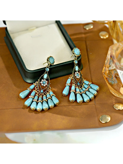 Earedge - French-Inspired Drop Earrings