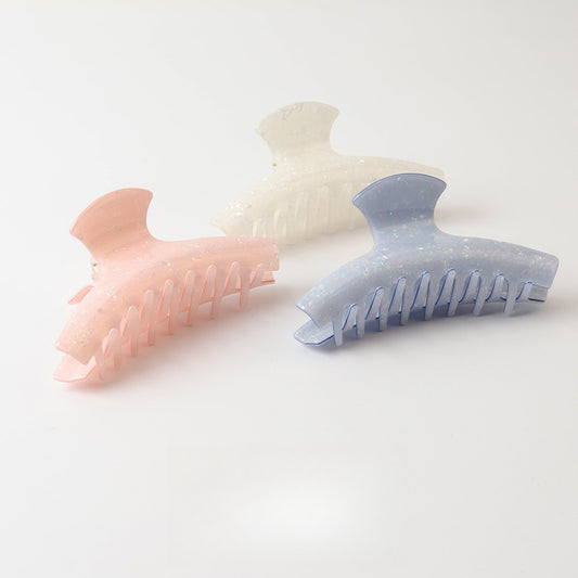 Beau - Simple Curved PVC Geometric Claw Clip