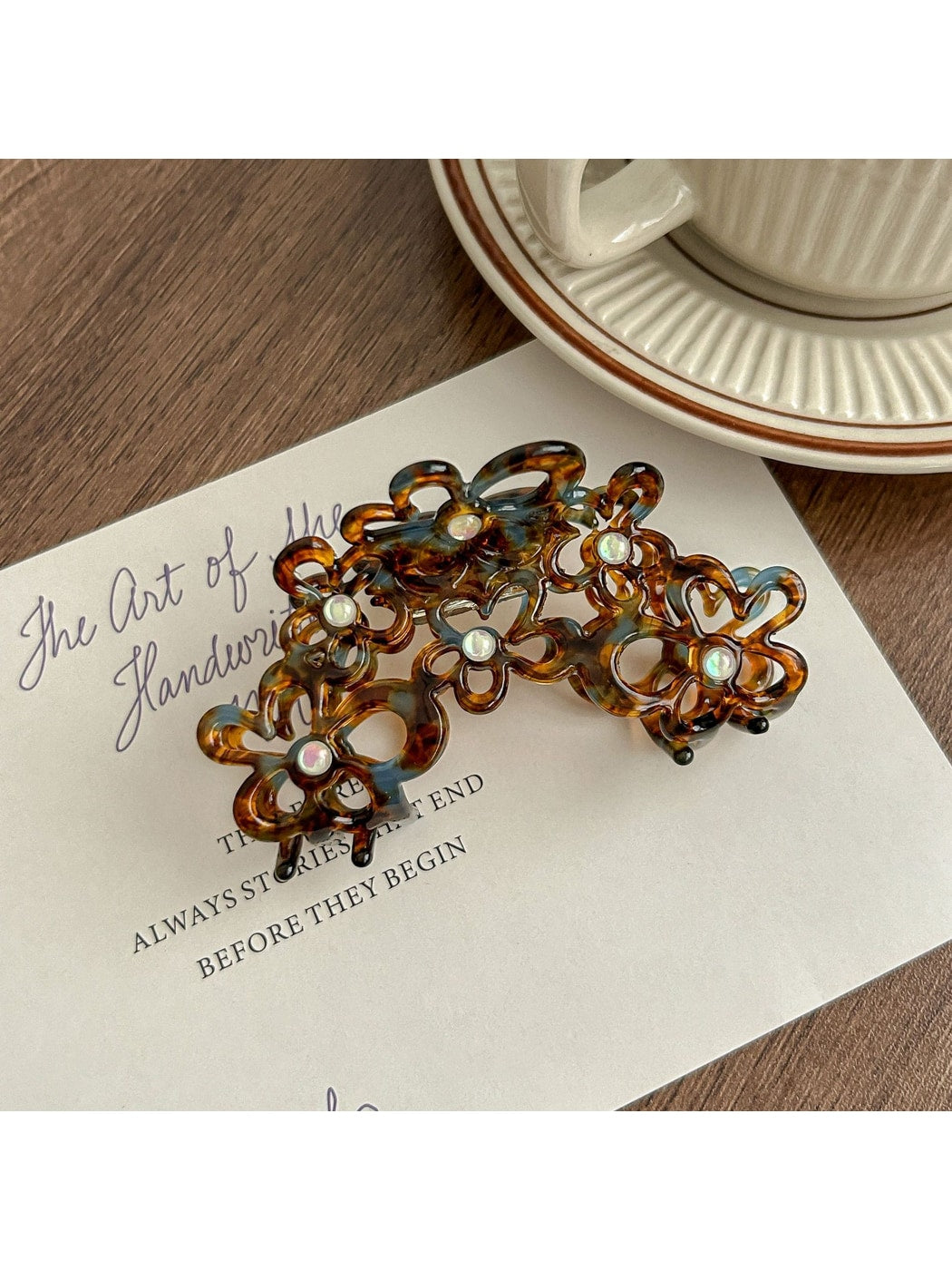 Beau - Openwork Flower Acetate Hair Claw Clip