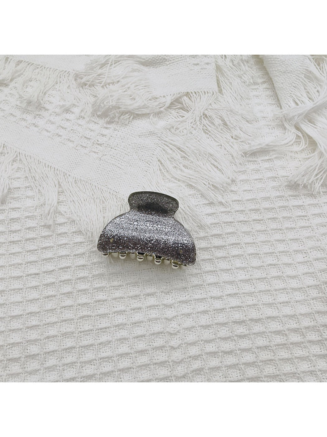 Beau - Semicircle-Shaped Fashionable Medium Hair Clip