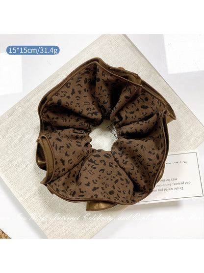Gifty - Chic Leopard Pattern Scrunchie