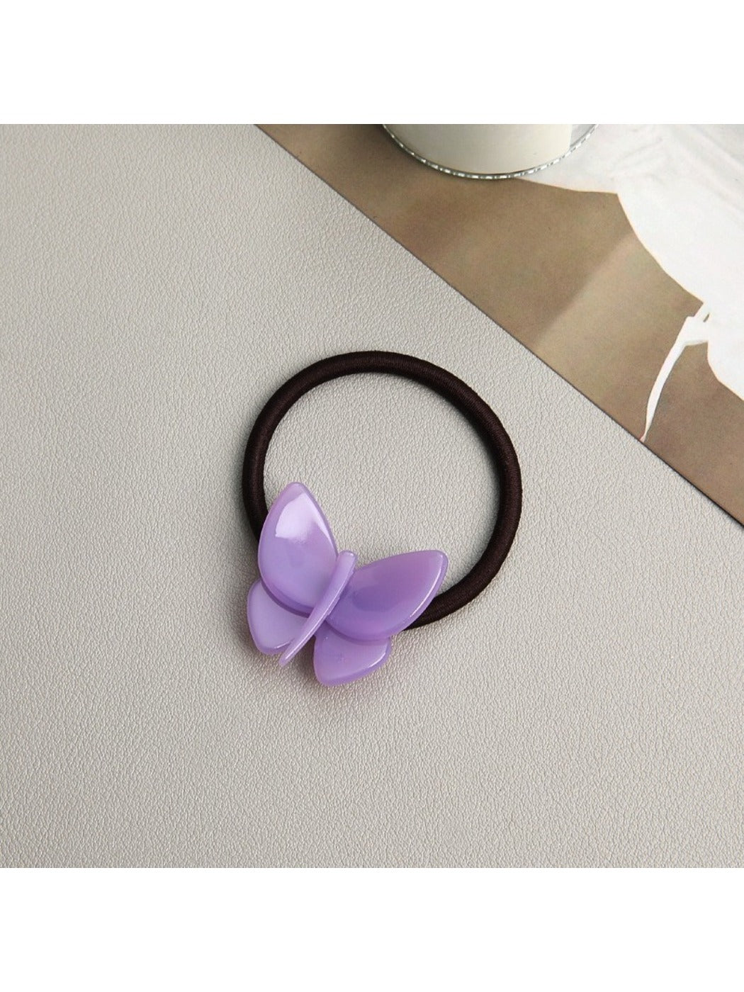 Gifty - Solid Colored Butterfly Hair Tie