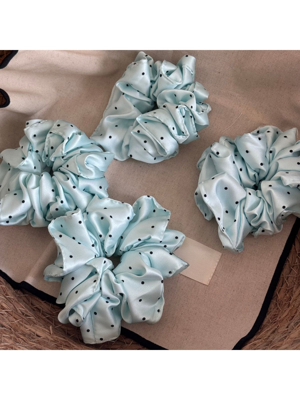 Gifty - Soft Ruffled Polka Dot Elastic Scrunchie