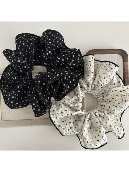 Gifty fabric scrunchie with tiny floral print on large size