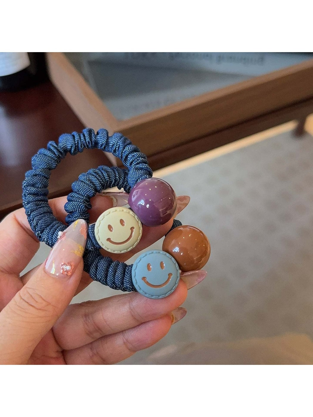 Gifty - Cute Smiley Face Hair Tie