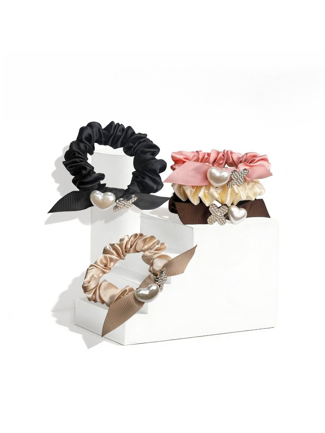 Gifty - Heart Bow-Shaped Hair Tie