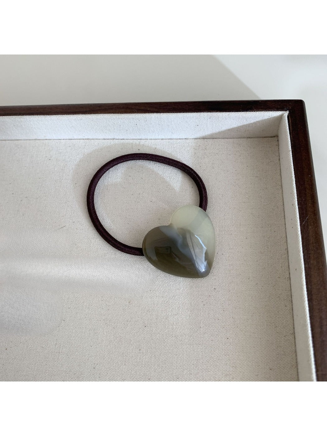 Gifty - Textured Minimalist Hair Tie