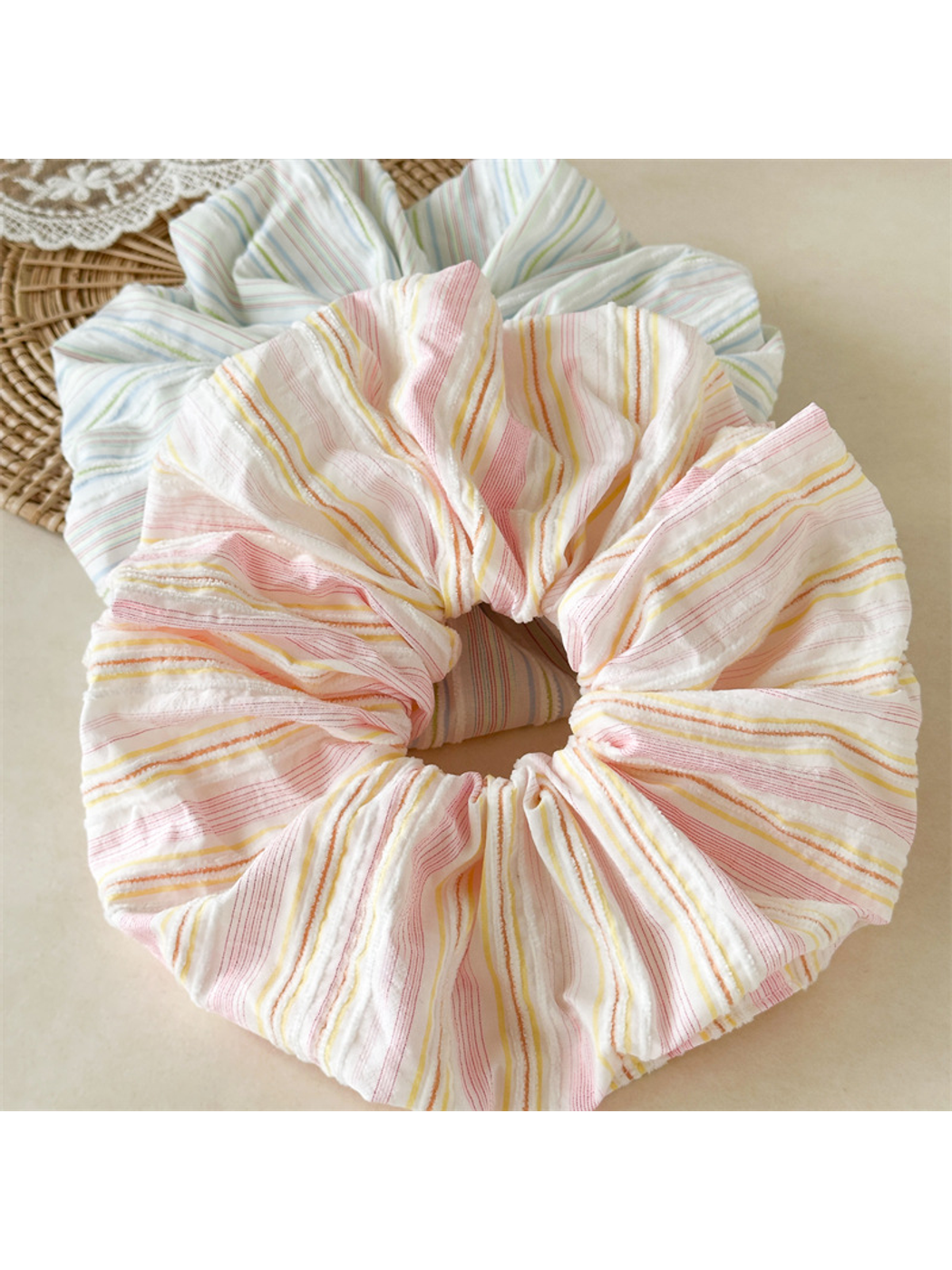 Gifty - High Elastic Striped Scrunchie