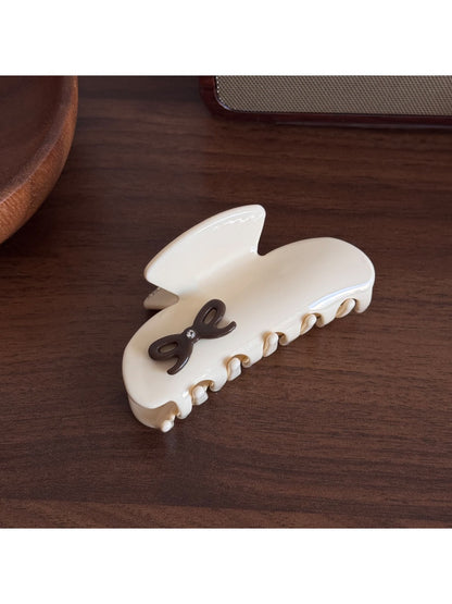 Beau - Go-With-Anything Bow Clip