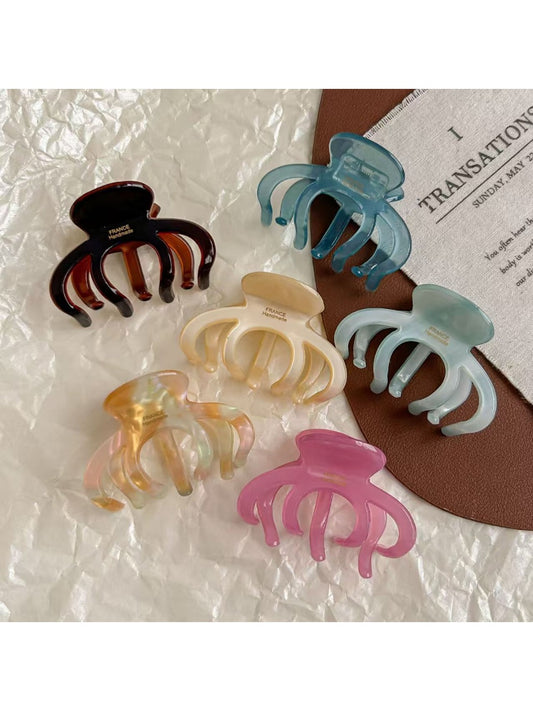 Beau - Minimalist Style Claw Clip