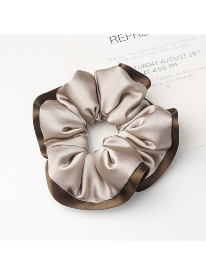 Gifty - Elegant Hair Accessories with Color Contrast