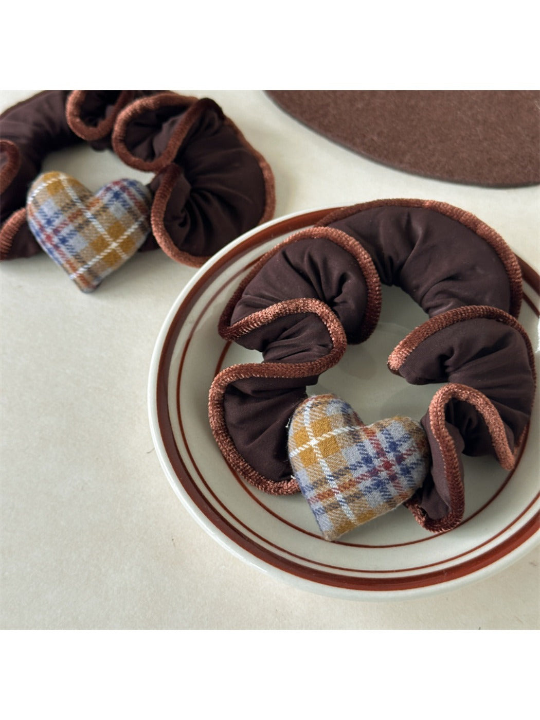 Gifty - Brown Heart Shaped Hair Tie