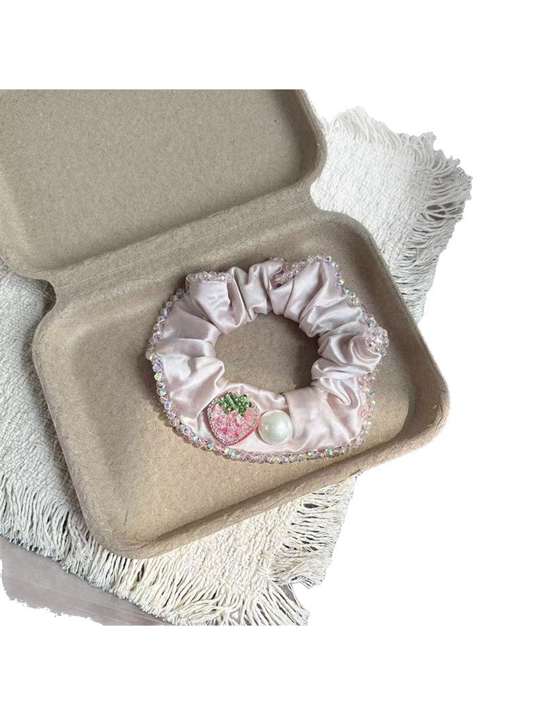 Gifty - Sweet Strawberry Detail Ponytail Scrunchie