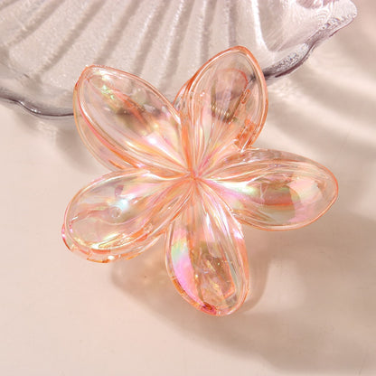 Beau - Plastic Flower Petal Lacquer Finish Claw Clip