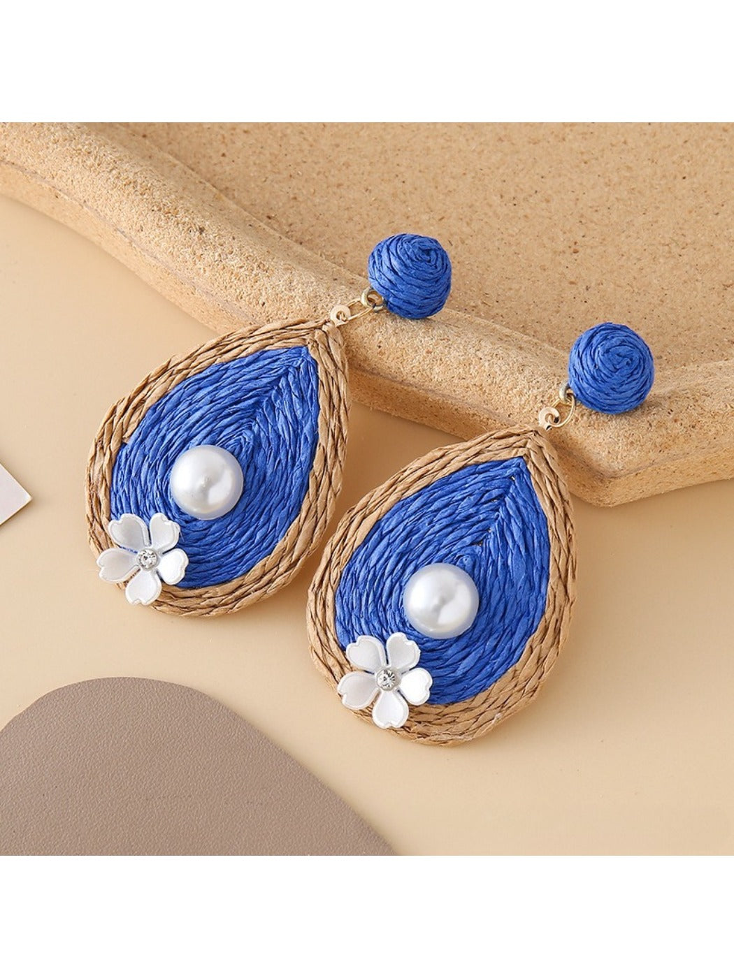 Side view of Earedge teardrop drop earrings showing clasp detail