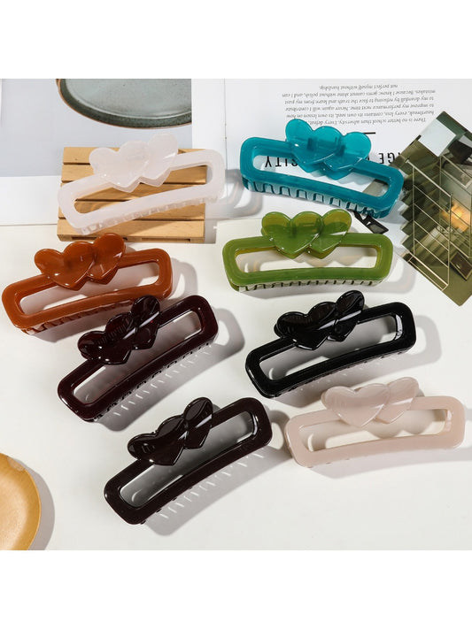 Beau - Hollow Heart Hair Claw Clip