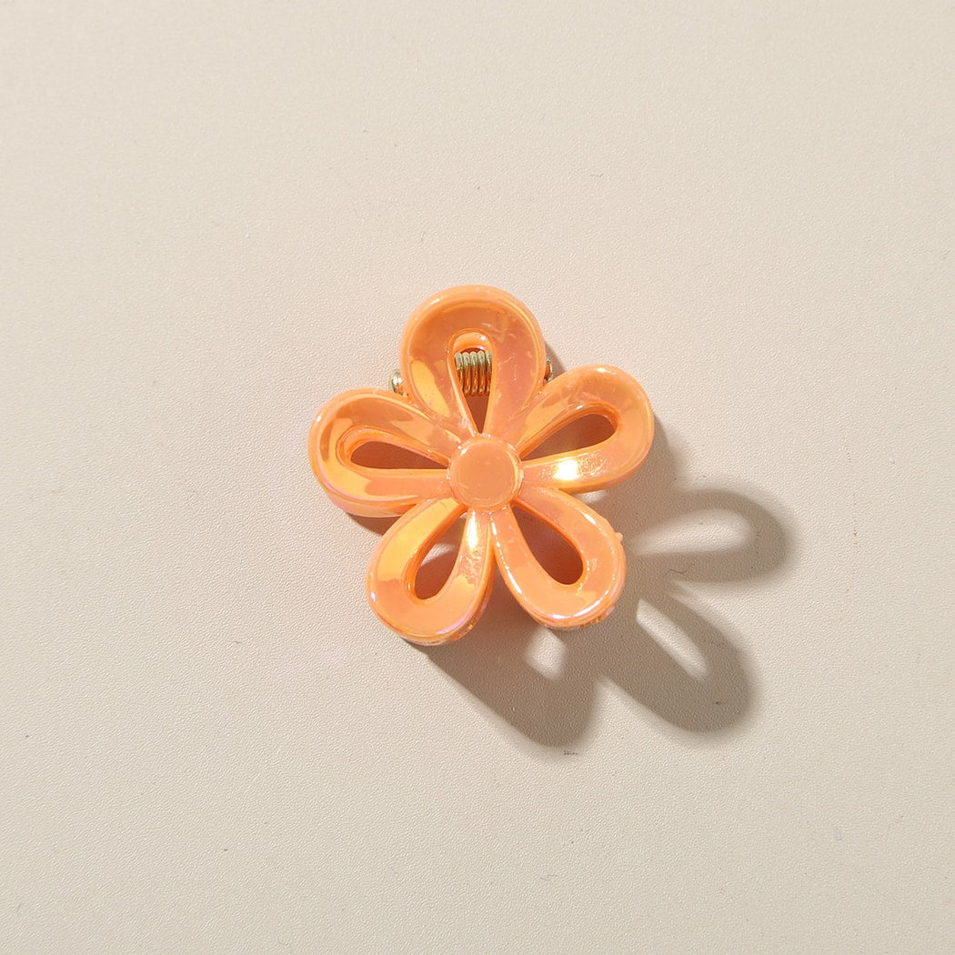 Beau - Glossy Floral PS Hair Accessory Claw Clip