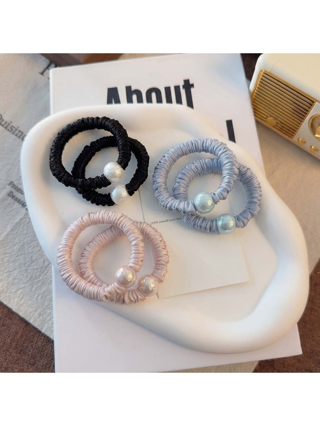 Gifty - Ruched Faux Bead Decorative Hair Tie