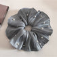 Gifty - Chic Vintage Glowing Scrunchie