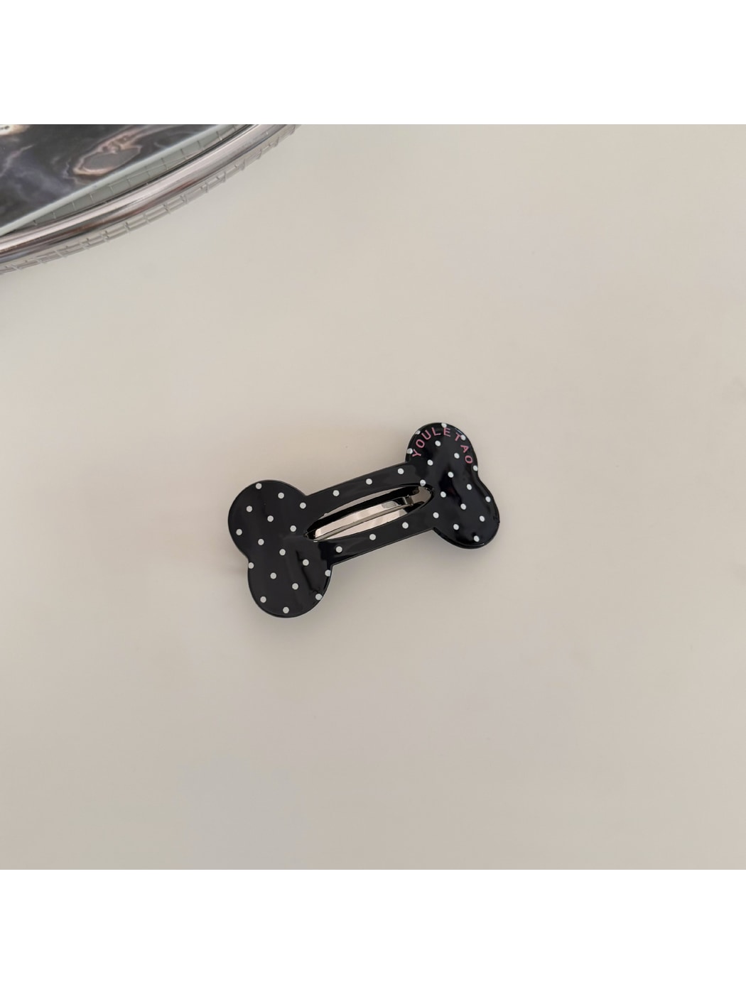 Beau - Acetate Fiber and Alloy Bone Shape French Barrette