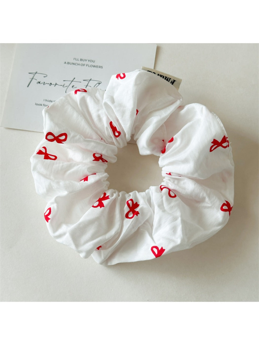 Gifty - Red Bow Hair Scrunchie