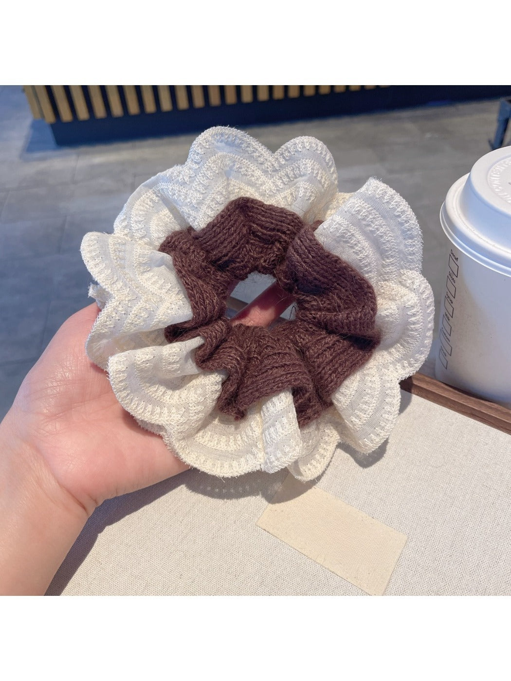 Gifty - Lace Trimmed Ruffle Scrunchie