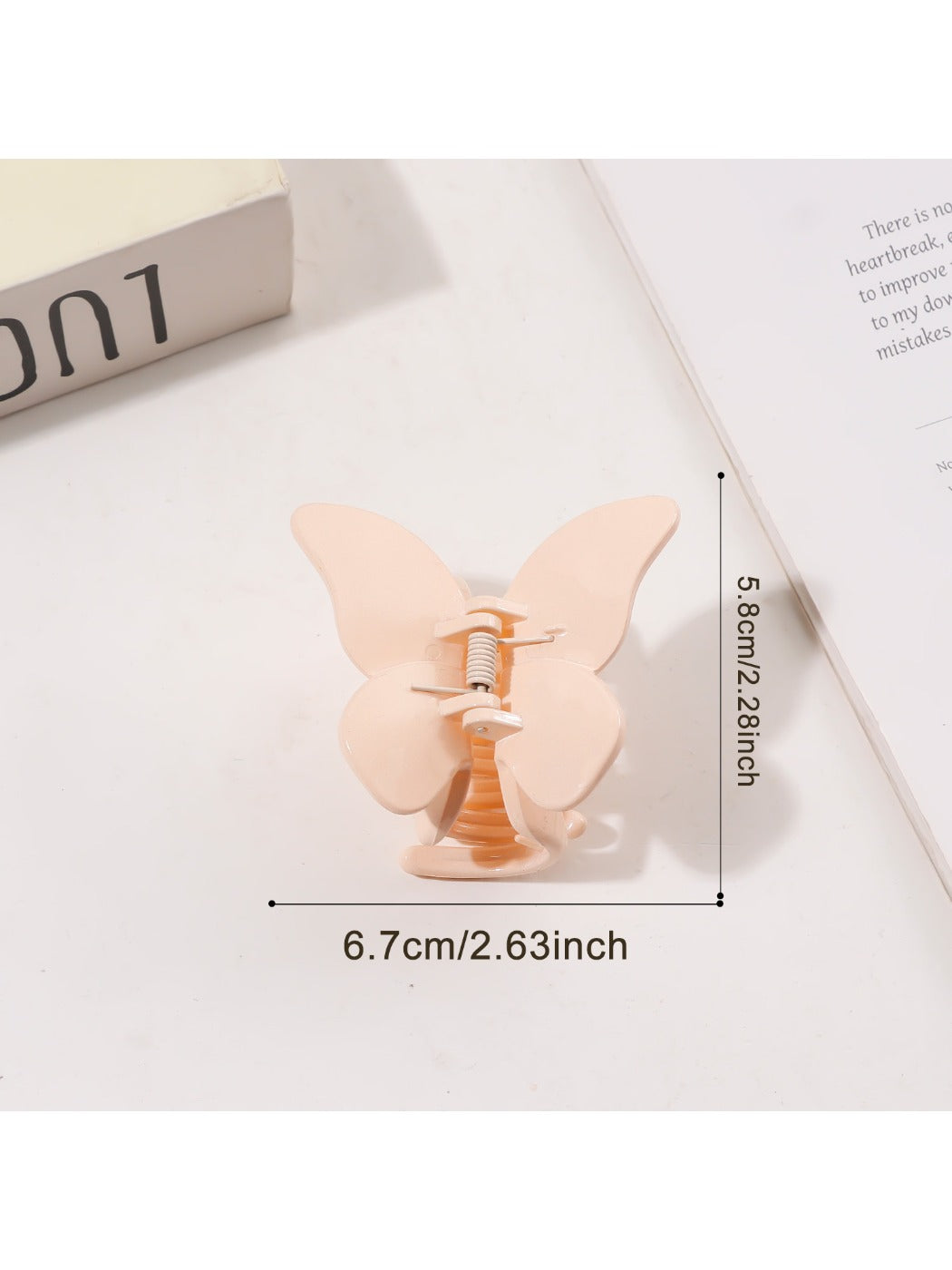 Beau - Minimalist Bow Shaped Claw Clip