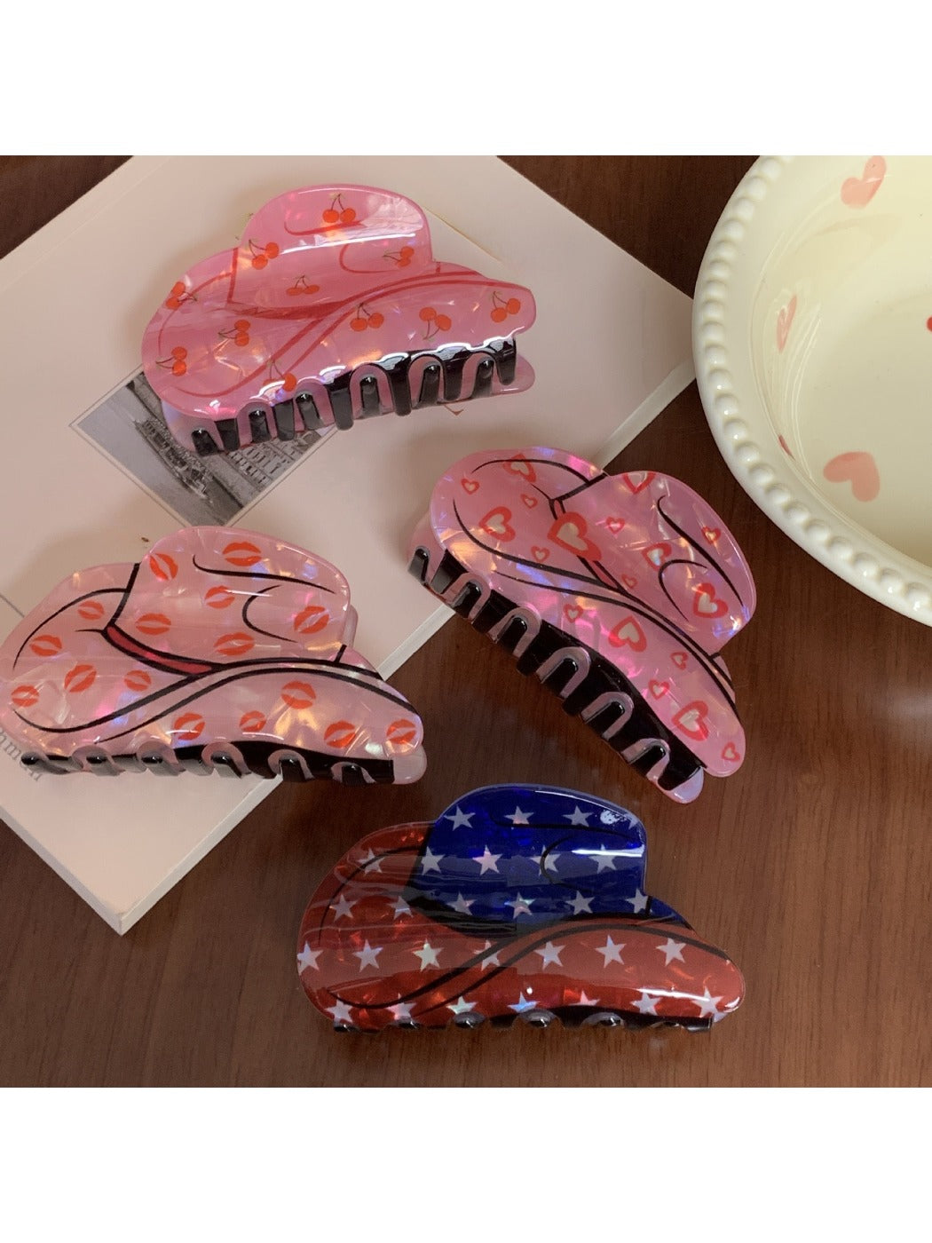 Beau - Retro Minimalist Hair Clip