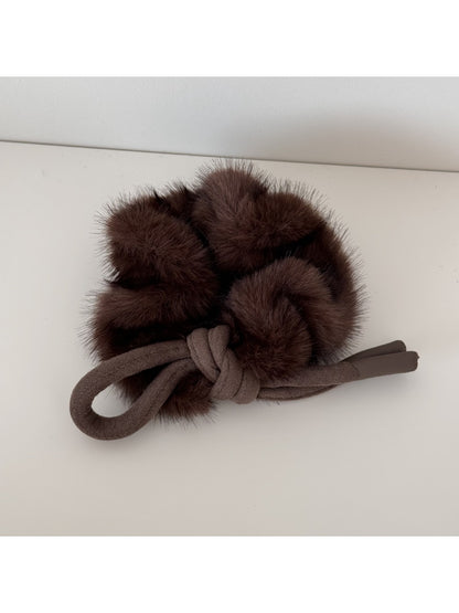 Gifty - Adorable Soft Plush Bow Hair Scrunchies