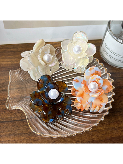 Beau - Sweet Camellia Ring Accent Acetate Claw Clip